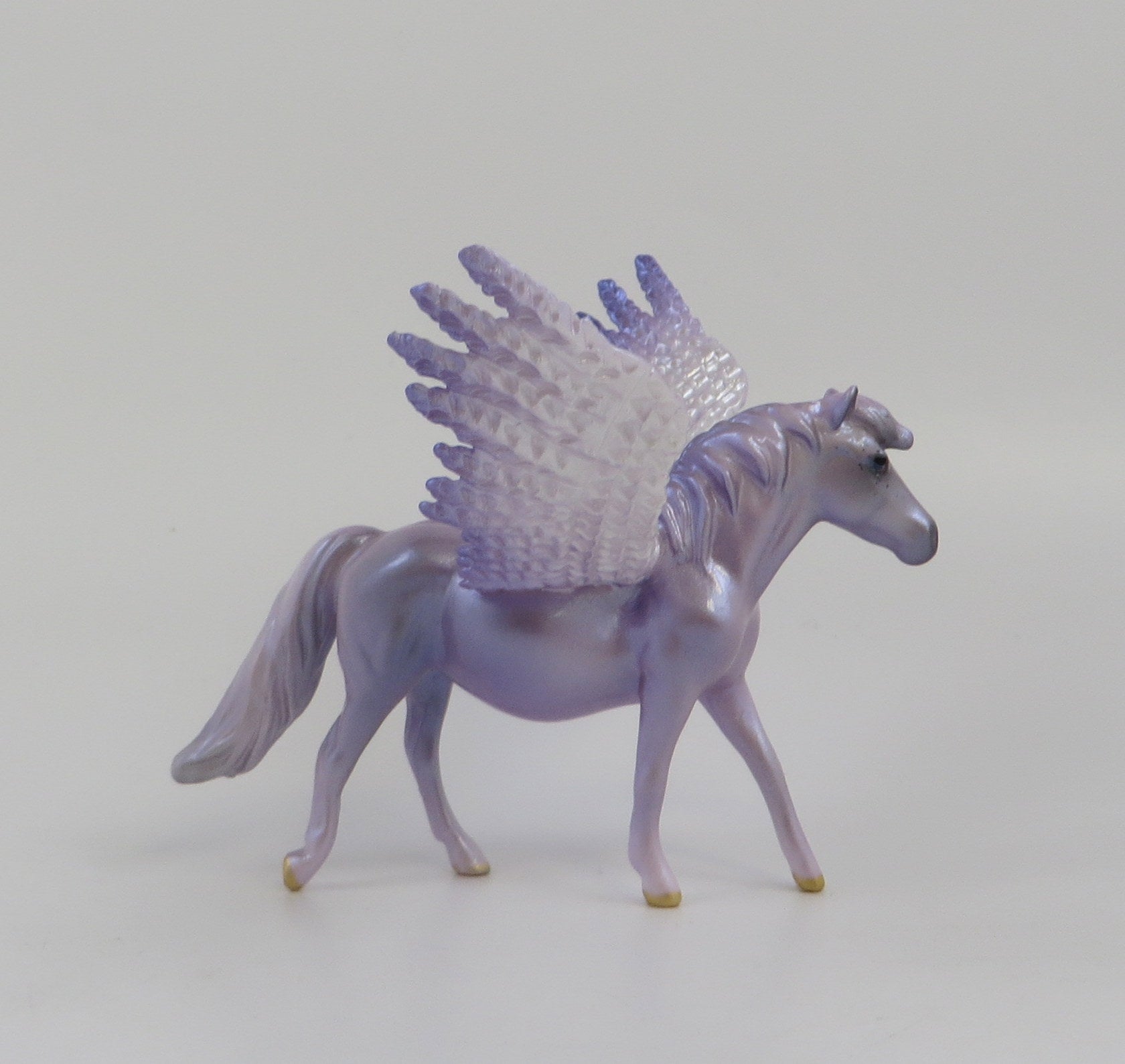 ELIZA-OOAK LAVENDER PEGASUS PONY CHIP MODEL HORSE EQ 19