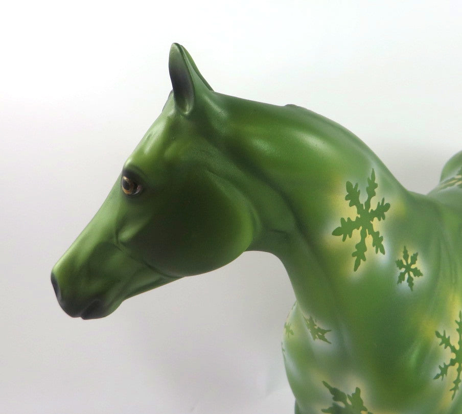 EMERALD - OOAK GREEN SNOWFLAKE CHRISTMAS  DECORATOR BY DAWN QUICK WHS19