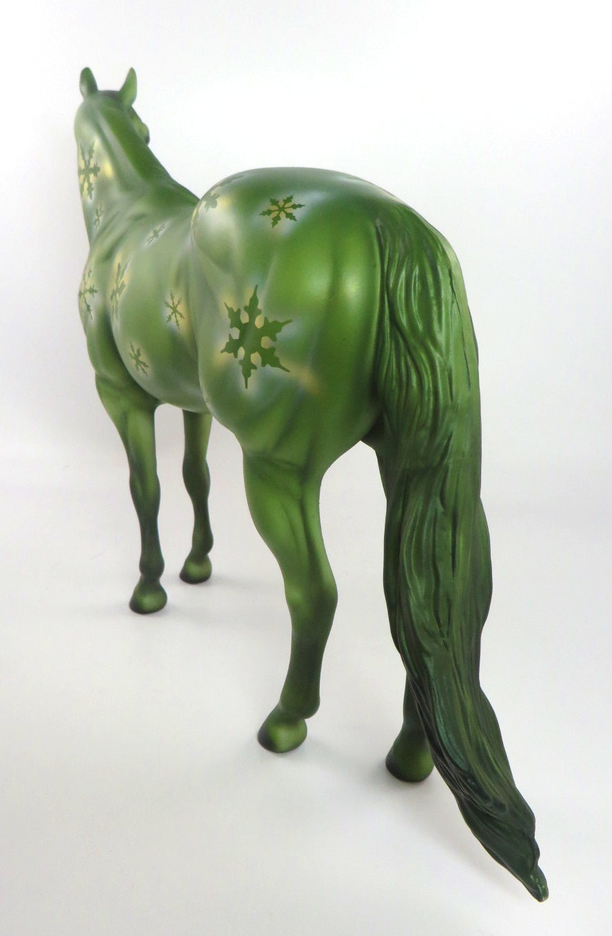 EMERALD - OOAK GREEN SNOWFLAKE CHRISTMAS  DECORATOR BY DAWN QUICK WHS19