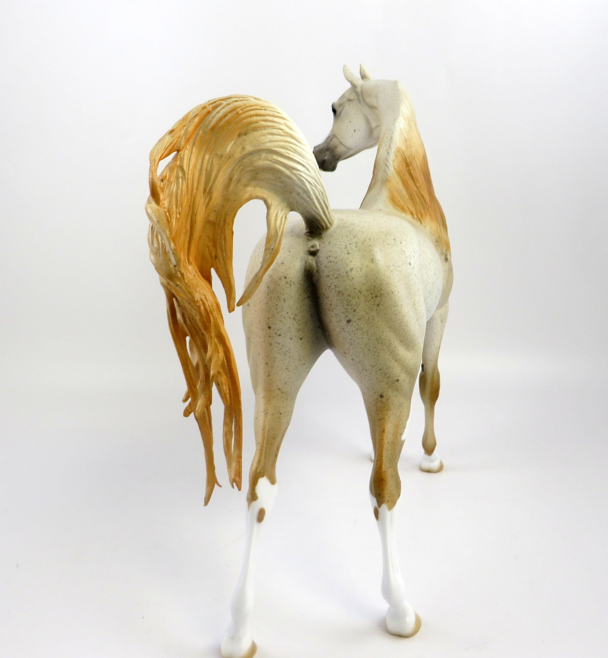 EUDES-OOAK FLEA BIT CHESTNUT ARABIAN MODEL HORSE EQ 19