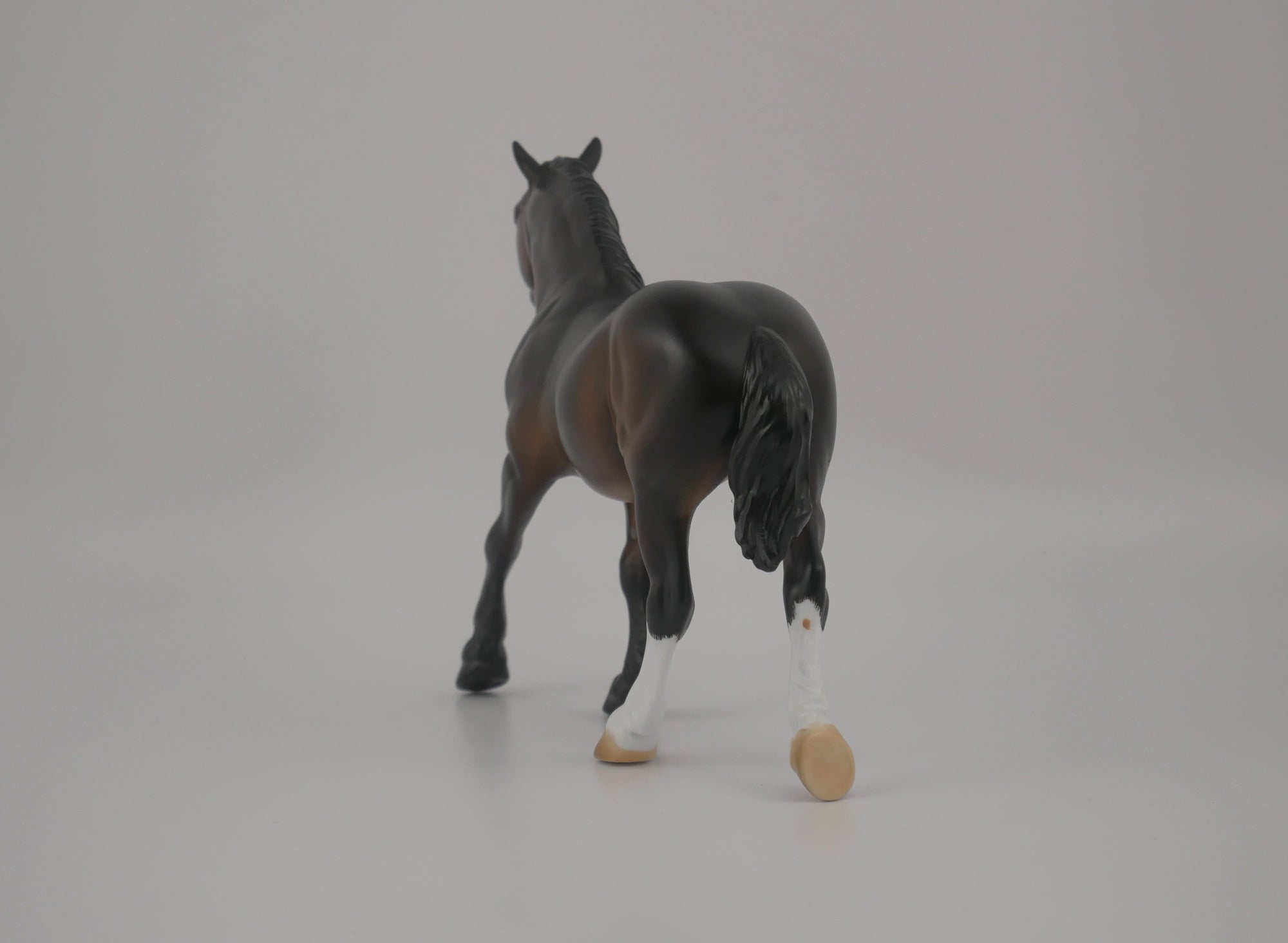 Firefly-LE-16 Art of the Horse Finalist Brooke Hall EQ 2020