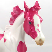 FLASHY HEART-OOAK WHITE & PINK DECORATOR YEARLING MODEL HORSE BY KAYLA WESSE SB20