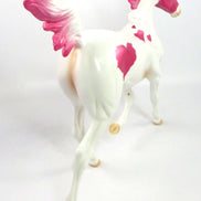 FLASHY HEART-OOAK WHITE & PINK DECORATOR YEARLING MODEL HORSE BY KAYLA WESSE SB20