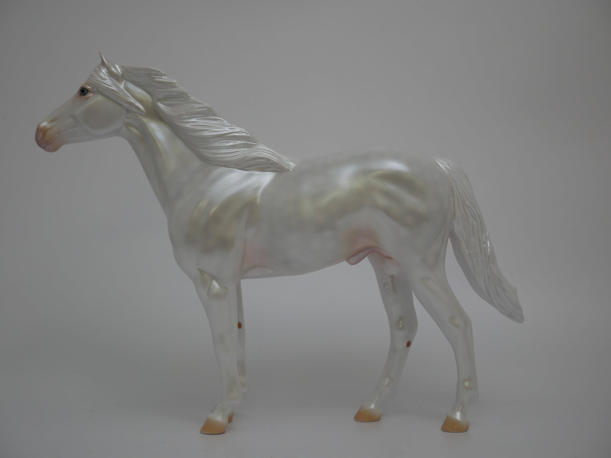 FREEDOM-LE PEARL WHITE SPANISH MUSTANG MODEL HORSE 6/30/20