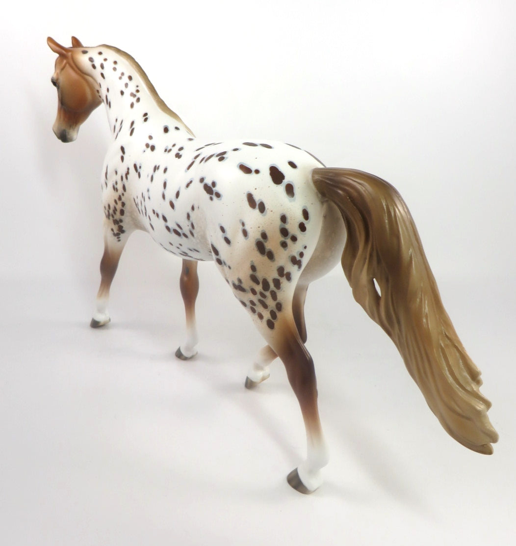 FRIDGE - LE-4 APPALOOSA PONY MODEL HORSE SB20