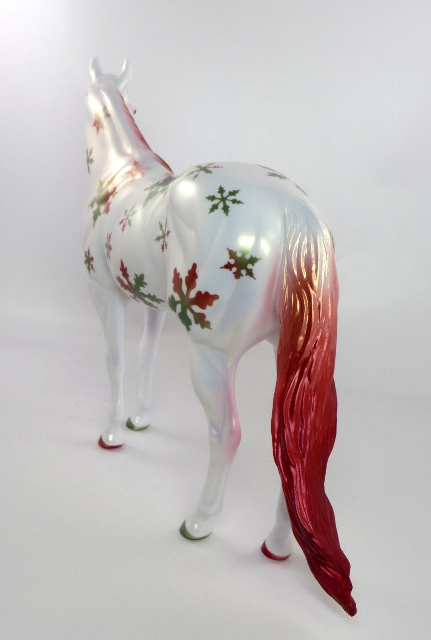 FROZEN FRACTAL - OOAK SNOWFLAKE CHRISTMAS DECORATOR BY MISSY FOX WHS19