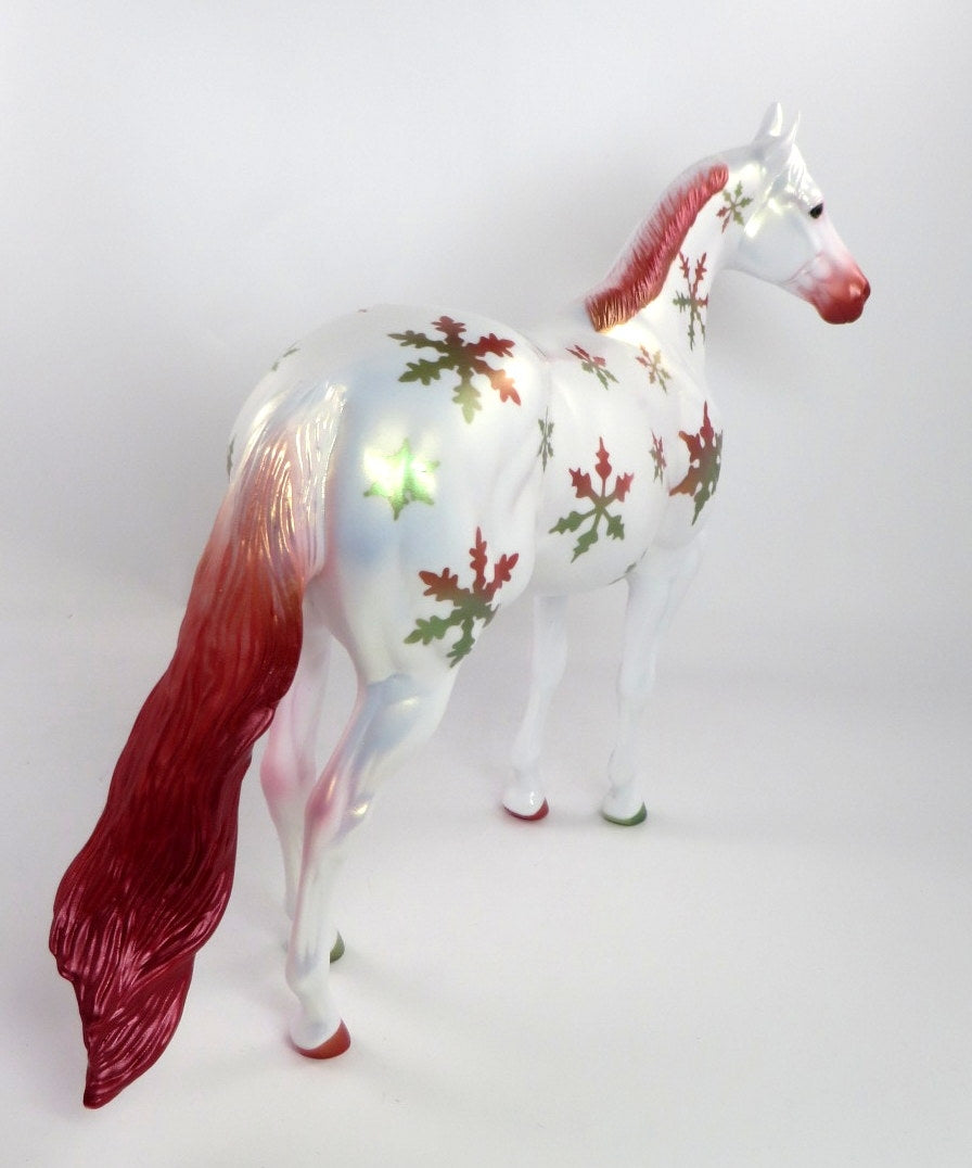 FROZEN FRACTAL - OOAK SNOWFLAKE CHRISTMAS DECORATOR BY MISSY FOX WHS19