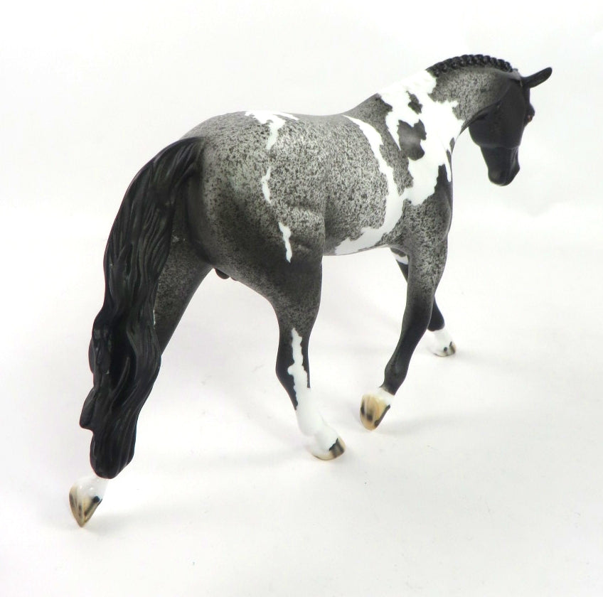 GAGE-OOAK BLUE ROAN PINTO PEBBLES WARMBLOOD MODEL HORSE 1/7/2020