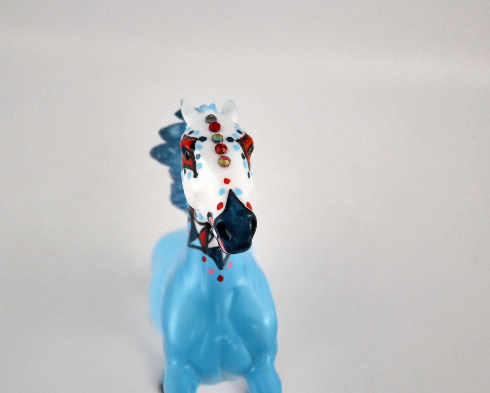 GALO-OOAK BLUE DECORATOR SUGAR SKULL REARING PEBBLE BY DAWN QUICK MM20