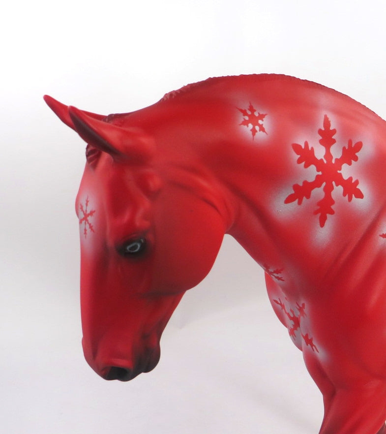 GARNET - OOAK RED SNOWFLAKE CHRISTMAS DECORATOR  IRISH DRAFT WHS19