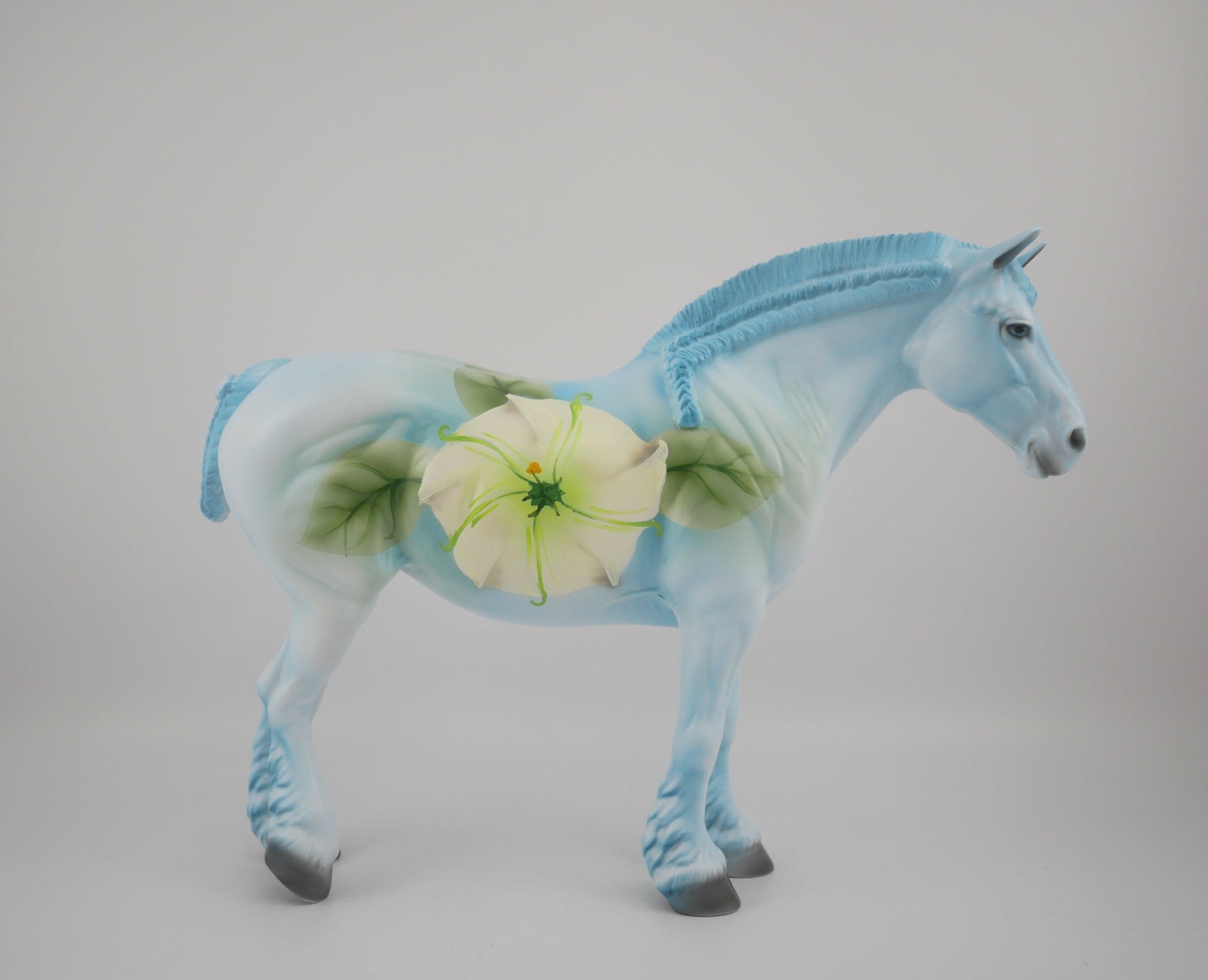 GEORGIA OKEEFEE - LE-8 BLUE DECORATOR HEAVY DRAFT MARE BY DAWN QUICK EQ 2020