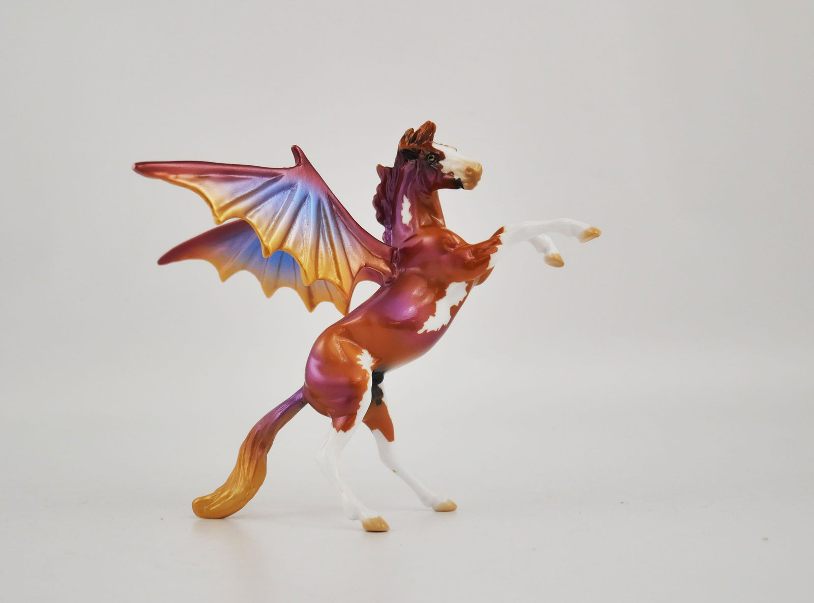 GREMLIN-OOAK REARING CHIP WINGED DECORATOR BY AUDREY DIXON MM2020