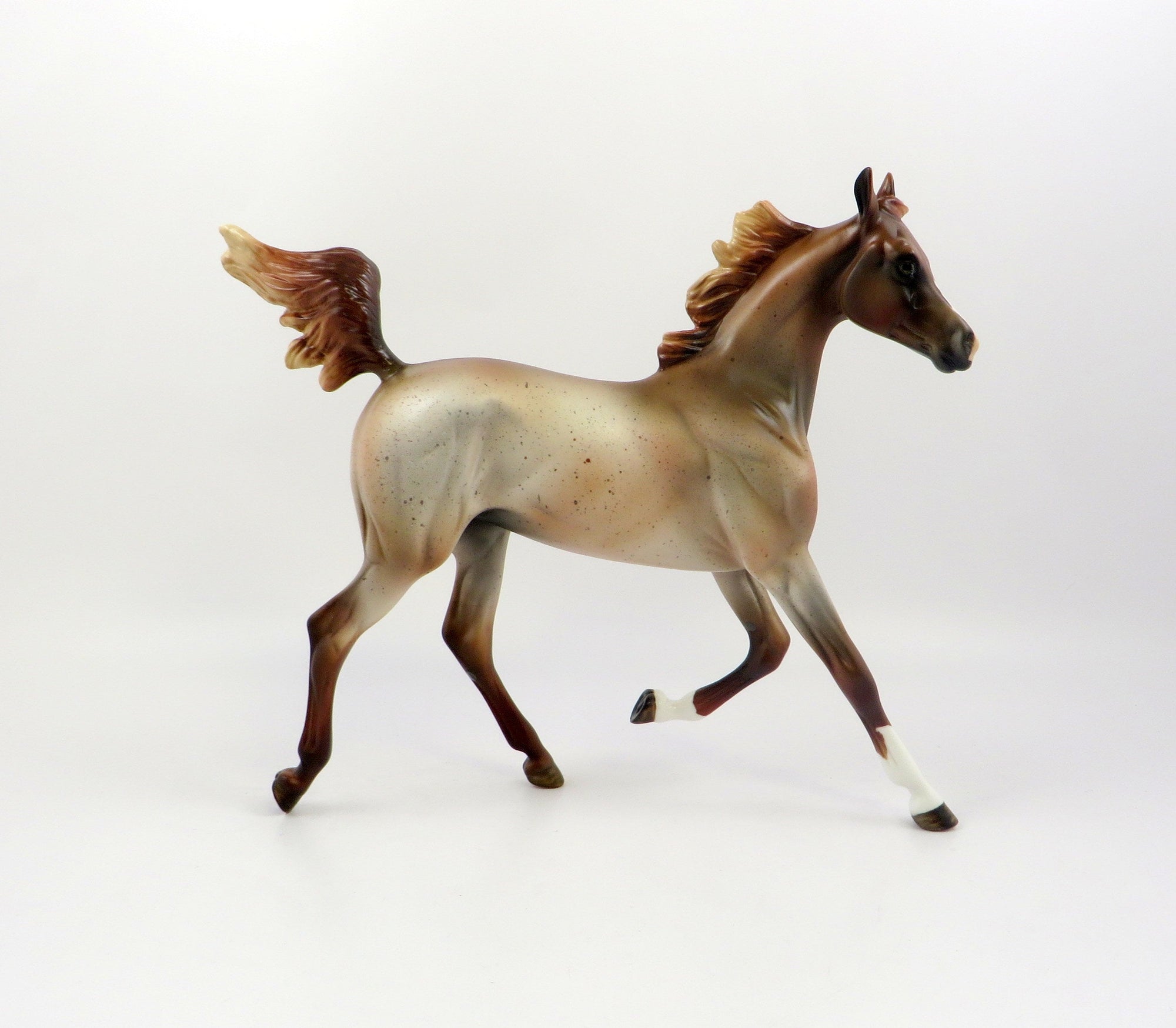 HAAKON-OOAK STRAWBERRY ROAN YEARLING MODEL HORSE EQ 19