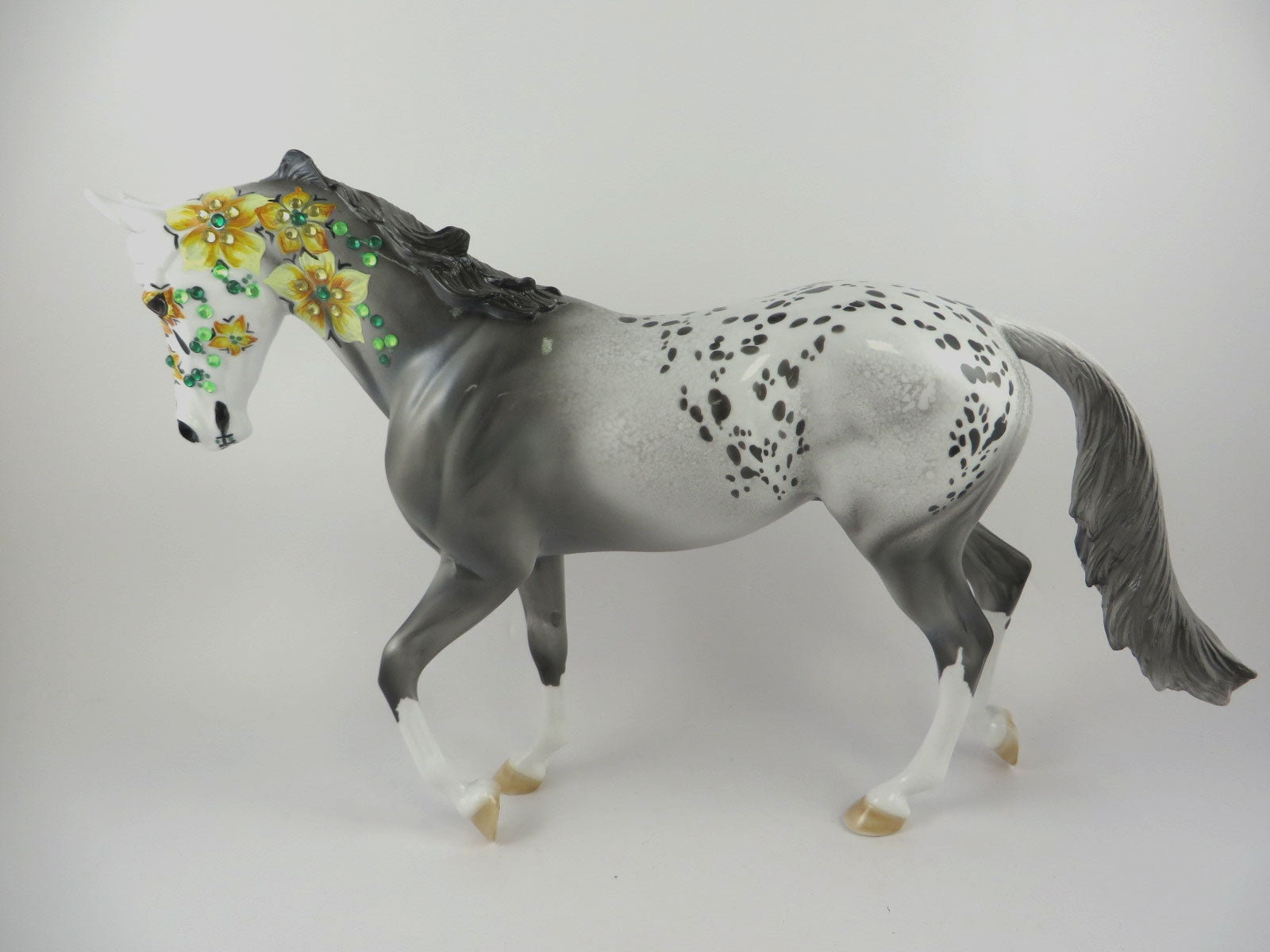 HANDSOME PHANTOM-OOAK GREY APPY TB SUGAR SKULL DECORATOR BY DAWN QUICK MM19