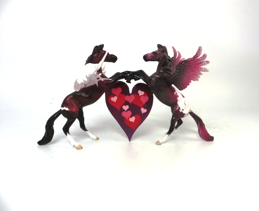 STUD MUFFINS - OOAK DOUBLE REARING PEGACHIPS HEART VALENTINE DECORATOR SB19