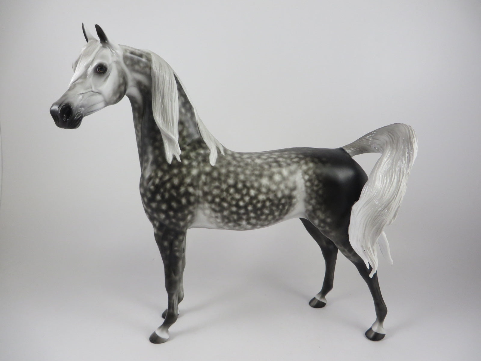 HEARTWOOD-OOAK DAPPLE GRAY ARABIAN MODEL HORSE BY SHERYL LEISURE MM19