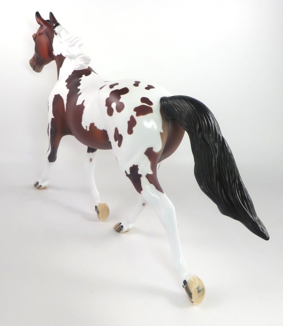 HEISMAN LE-6 BAY PINTALOOSA PALOUSE MODEL HORSE SB 20