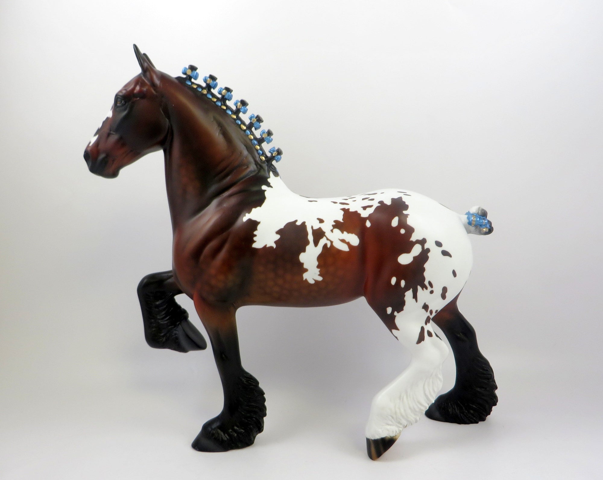 HENRIK-OOAK BAY APPALOOSA TROTTING DRAFTER MODEL HORSE EQ 19