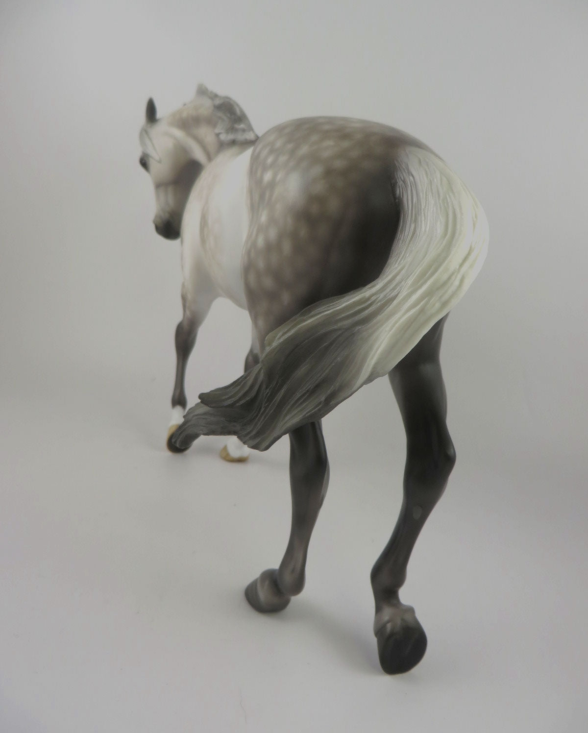 HEY BOO - OOAK DAPPLE GREY THOROUGHBRED MODEL HORSE BY SHERYL LEISURE MM19