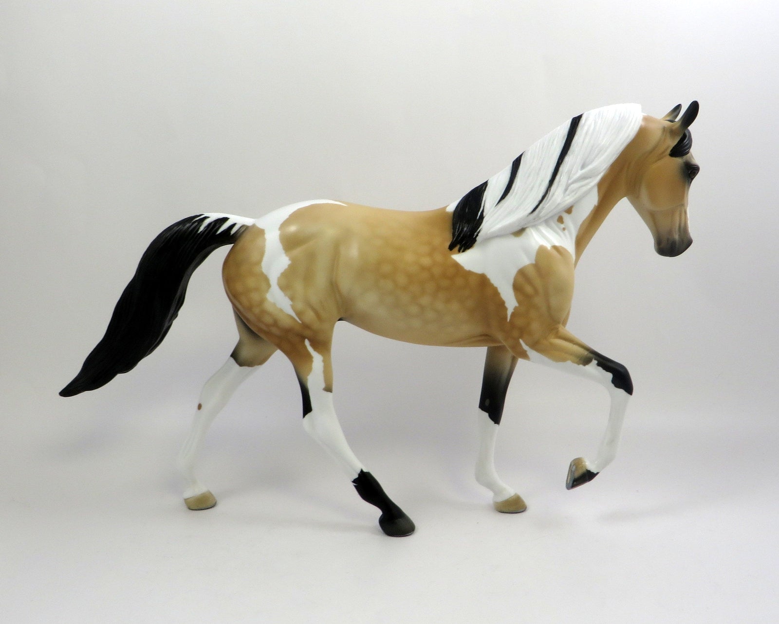 HEZEKIAH-OOAK DAPPLE PALOMINO TWH EQ 19