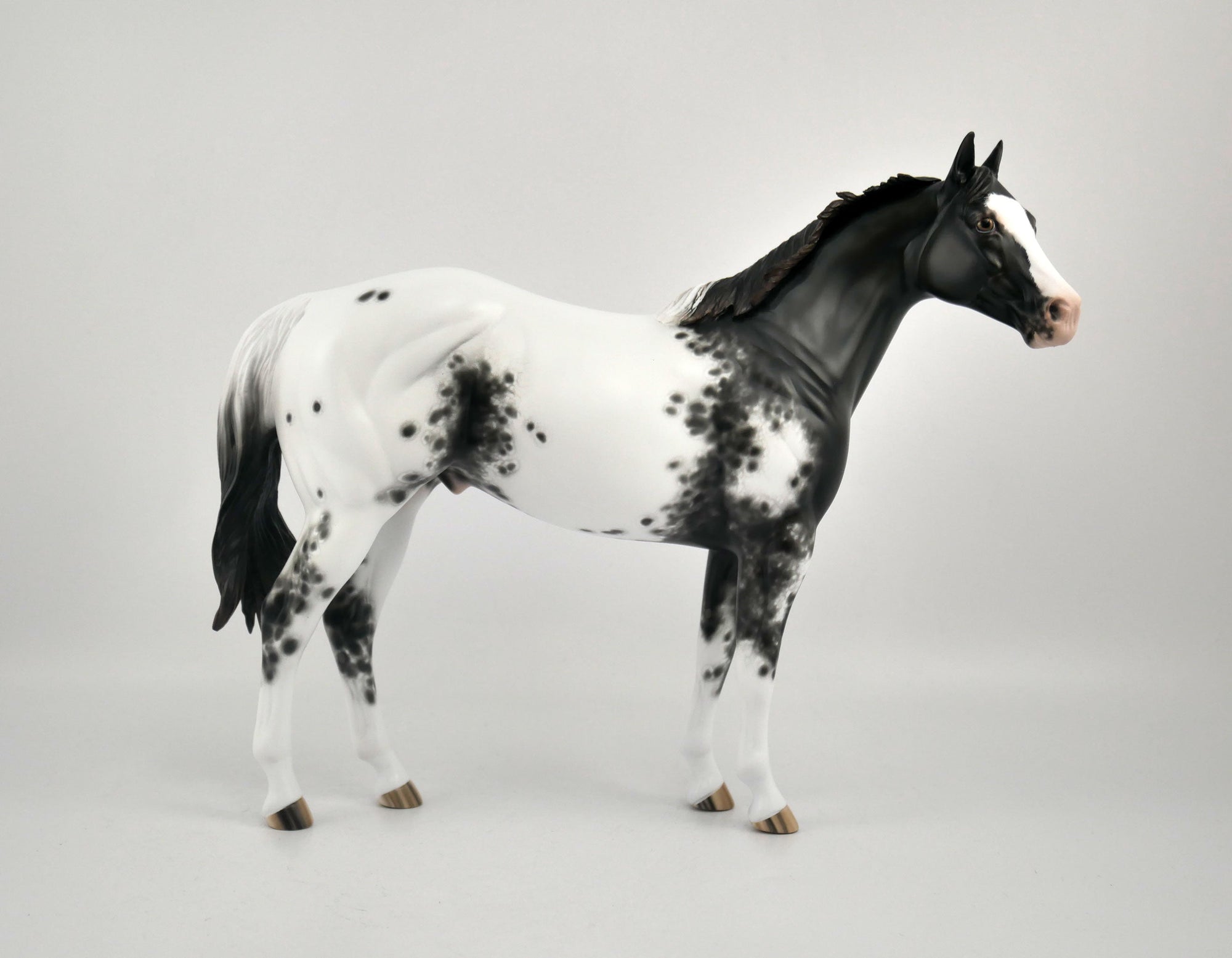 HINTO -OOAK BLACK APPY ISH BY SHERYL LEISURE MM20