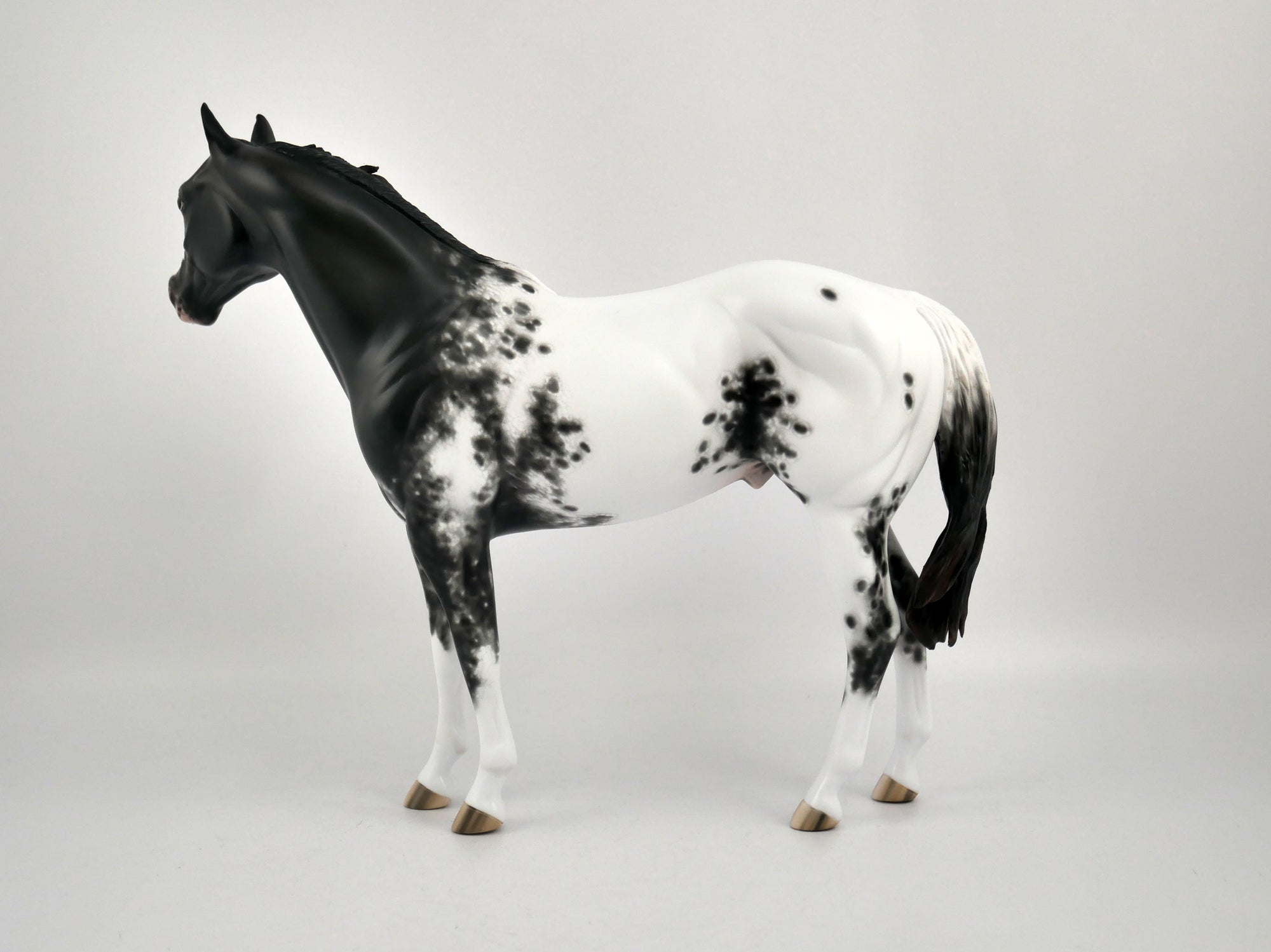 HINTO -OOAK BLACK APPY ISH BY SHERYL LEISURE MM20