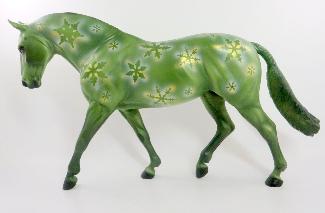 HOLIDAZE - OOAK GREEN SNOWFLAKE  IRISH DRAFT WHS19