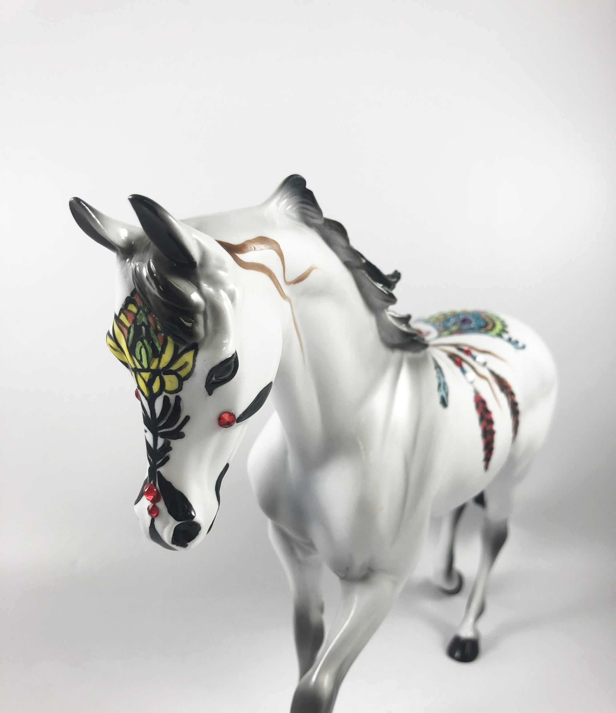 HOPI -OOAK TB DECORATOR LIGHT GREY SUGAR SKULL BY DAWN QUICK MM19