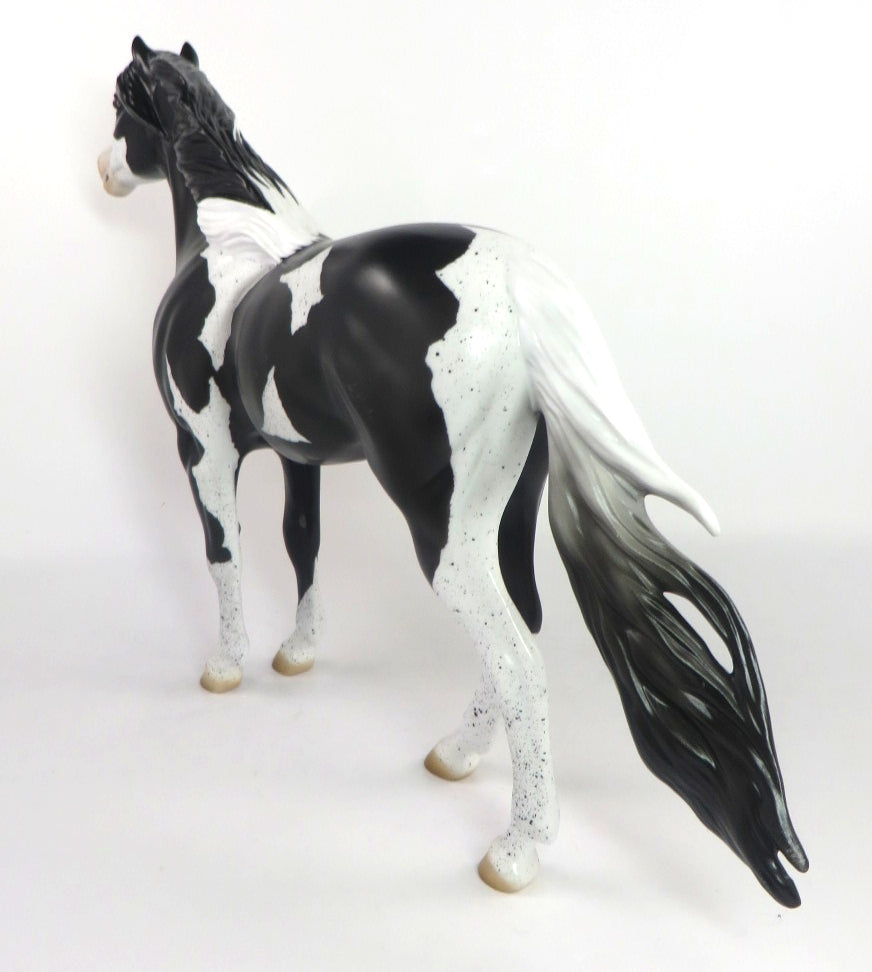 I&#39;M SMITTEN-OOAK BLACK ROAN PINTO MODEL HORSE 2/14/20