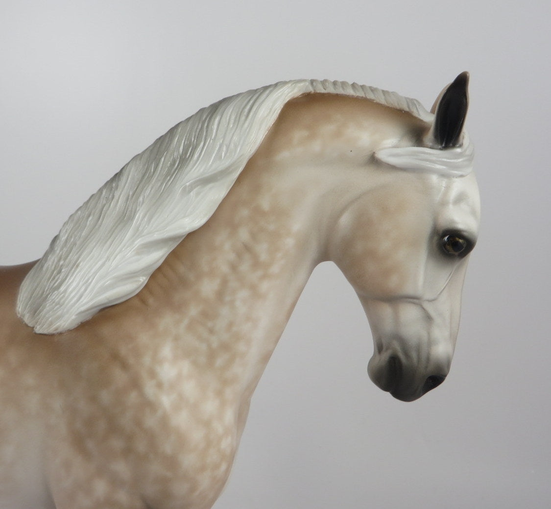 I SCREAM FOR SUNDAE-OOAK ROSE GREY ANDALUSIAN MM 19