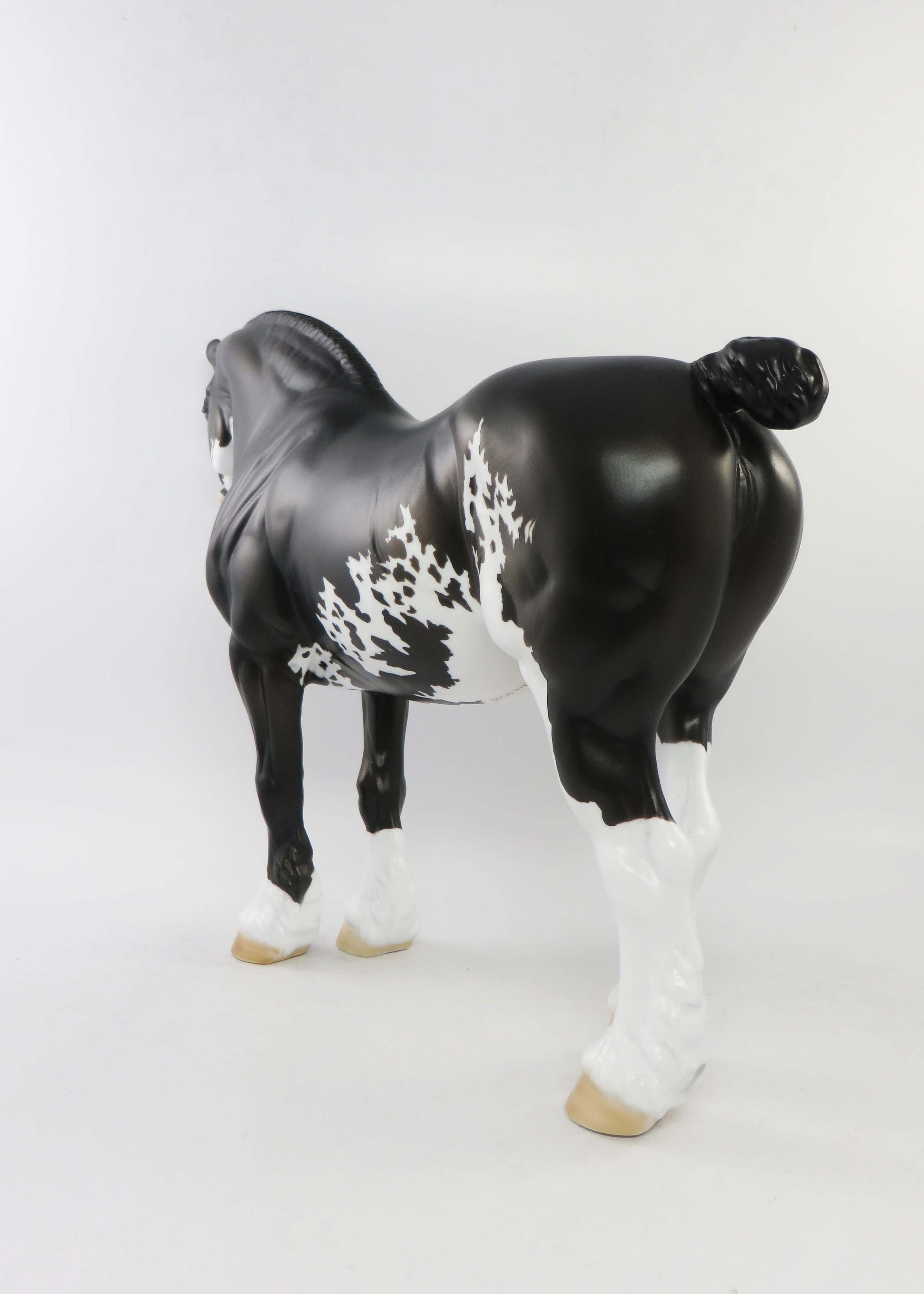 DEVINSHIRE-OOAK BLACK PINTO HEAVY DRAFT MARE MODEL HORSE BY DAWN QUICK EQ 2018