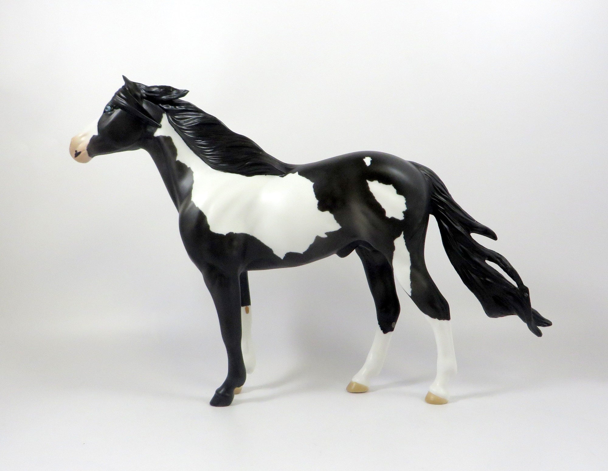 CALIMERO-OOAK BLACK PAINT SPANISH MUSTANG MODEL HORSE 8/5/19