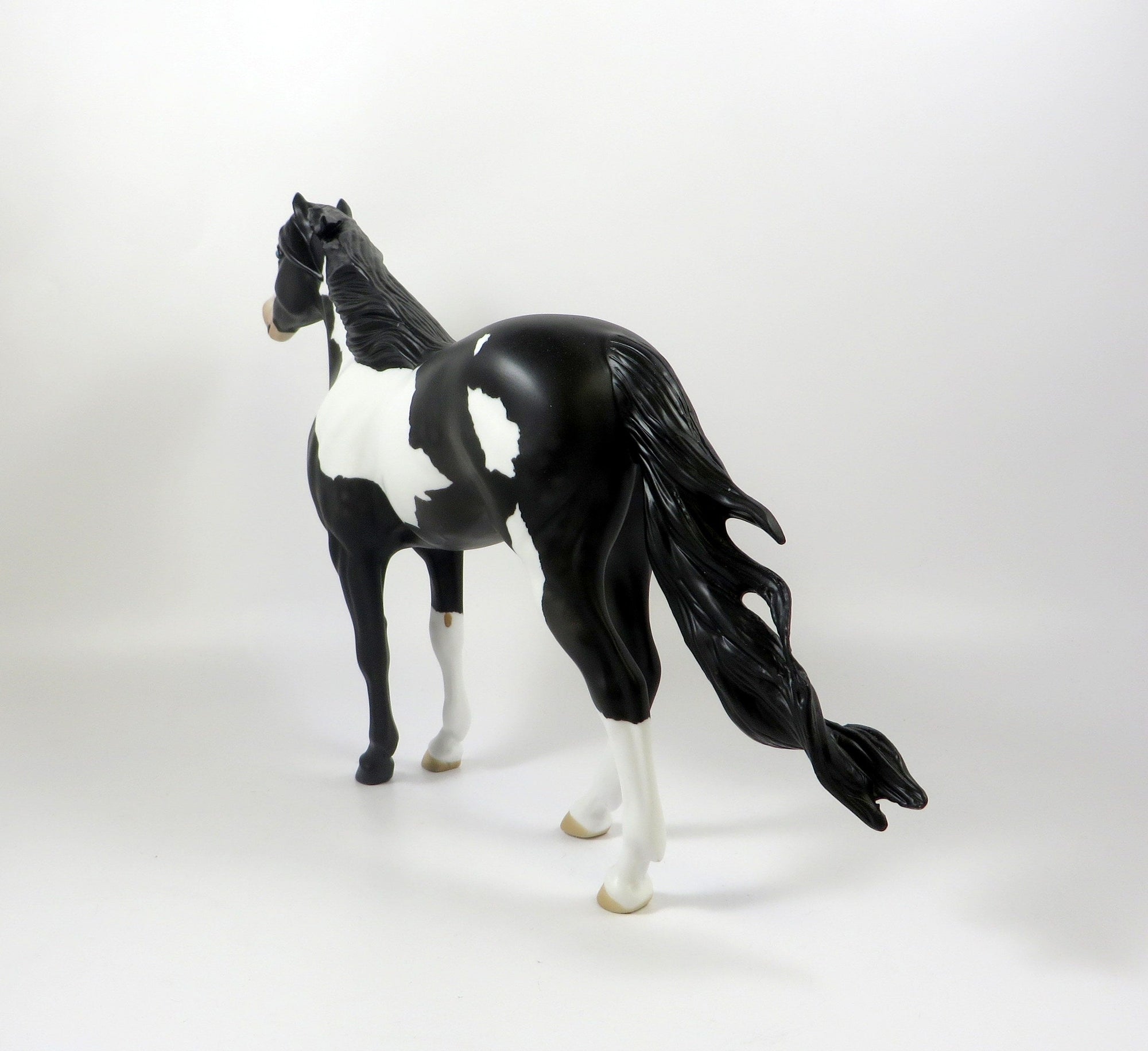 CALIMERO-OOAK BLACK PAINT SPANISH MUSTANG MODEL HORSE 8/5/19