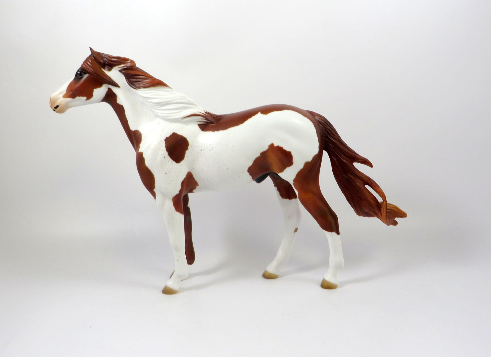 POINT TAKEN-OOAK CHESTNUT OVERO WITH BELTON SPOTTING SPANISH MUSTANG MODEL HORSE 8/5/19