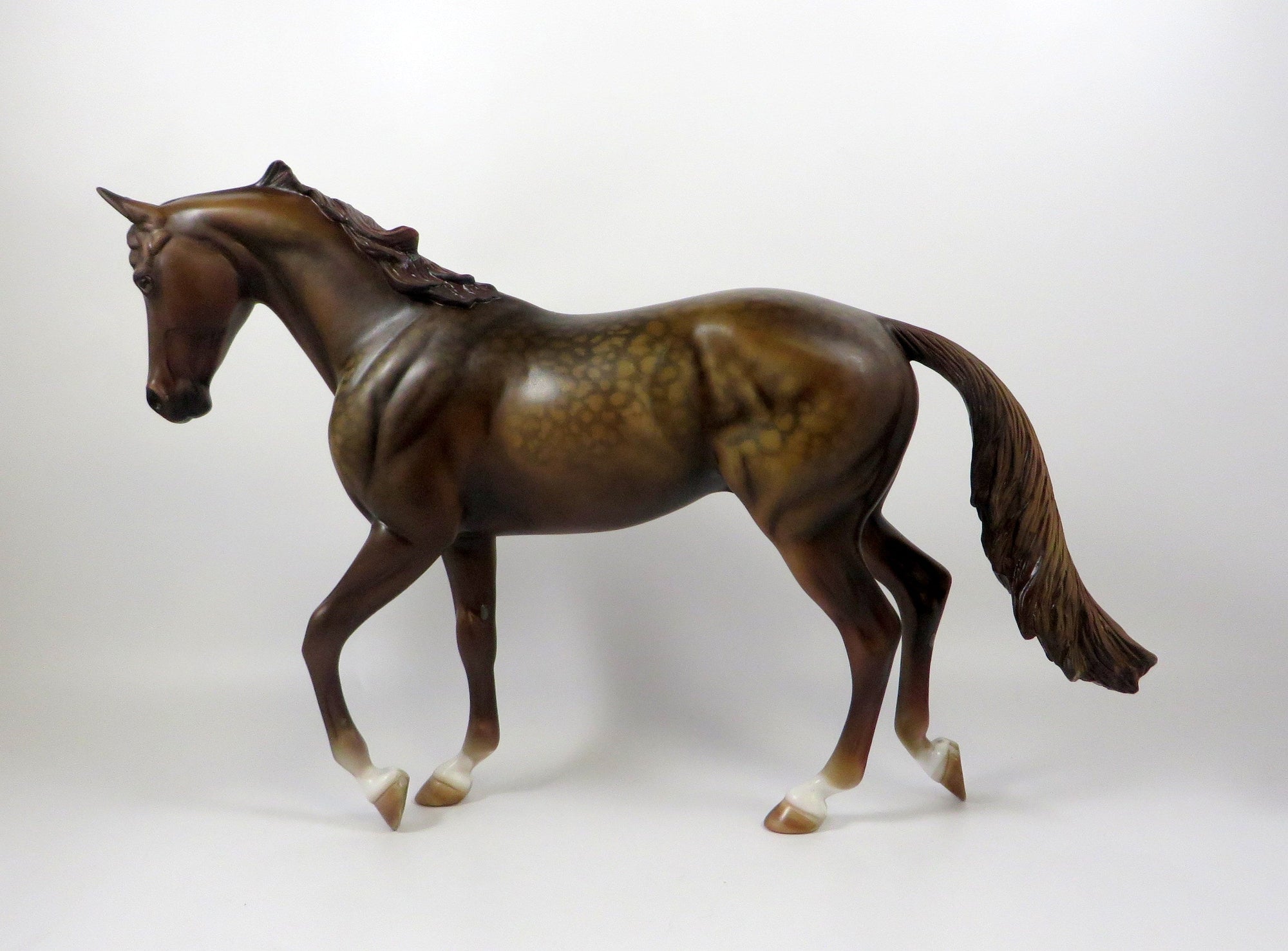 HAMLIN-OOAK BROWN WITH DAPPLES THOROUGHBRED MODEL HORSE EQ 19