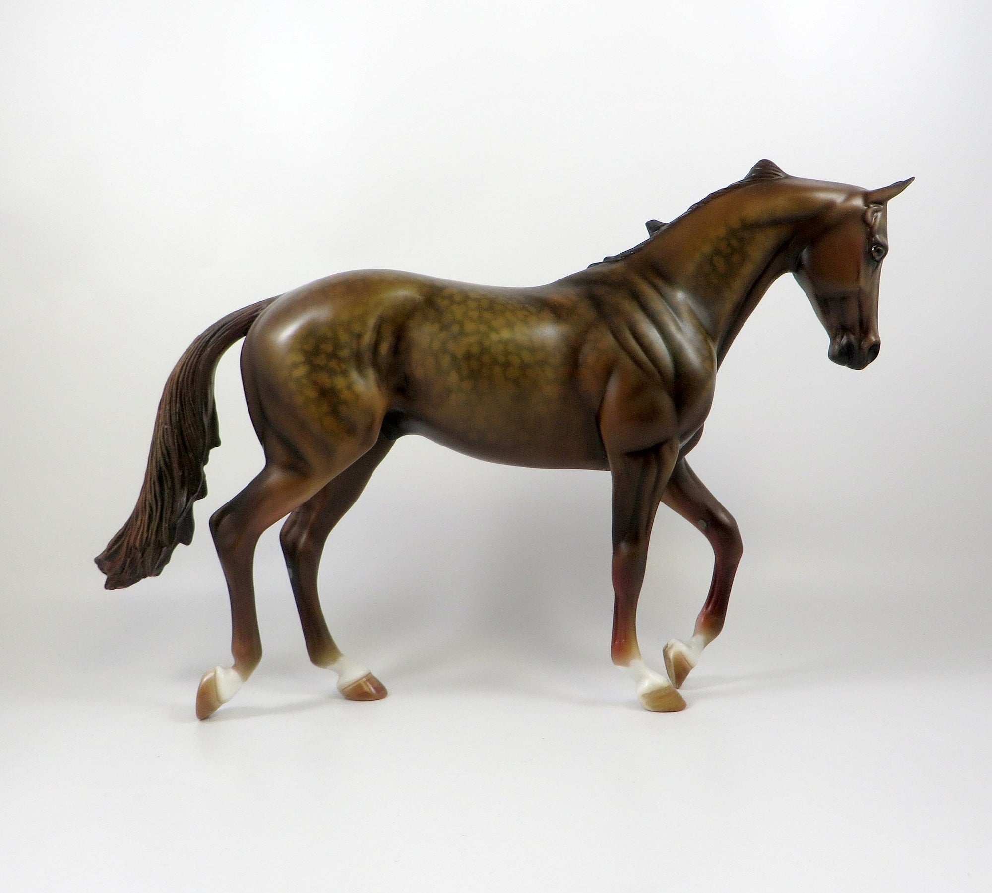 HAMLIN-OOAK BROWN WITH DAPPLES THOROUGHBRED MODEL HORSE EQ 19