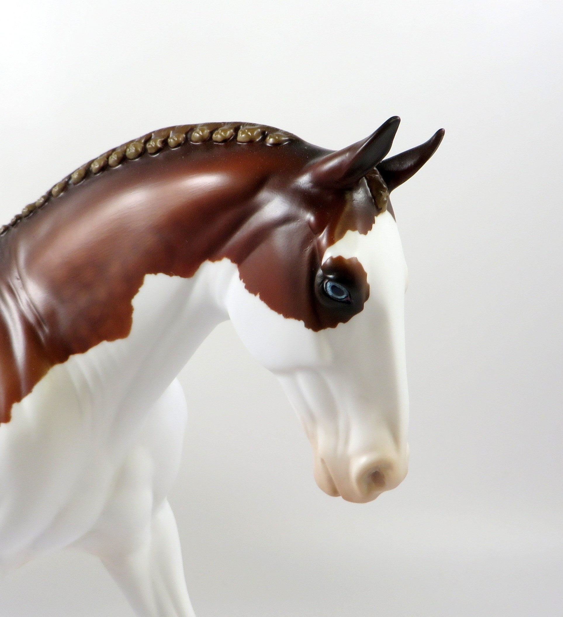 LIGHT THE WAY-OOAK DAPPLE CHESTNUT SPLASH IRISH DRAFT MODEL HORSE 8/5/19