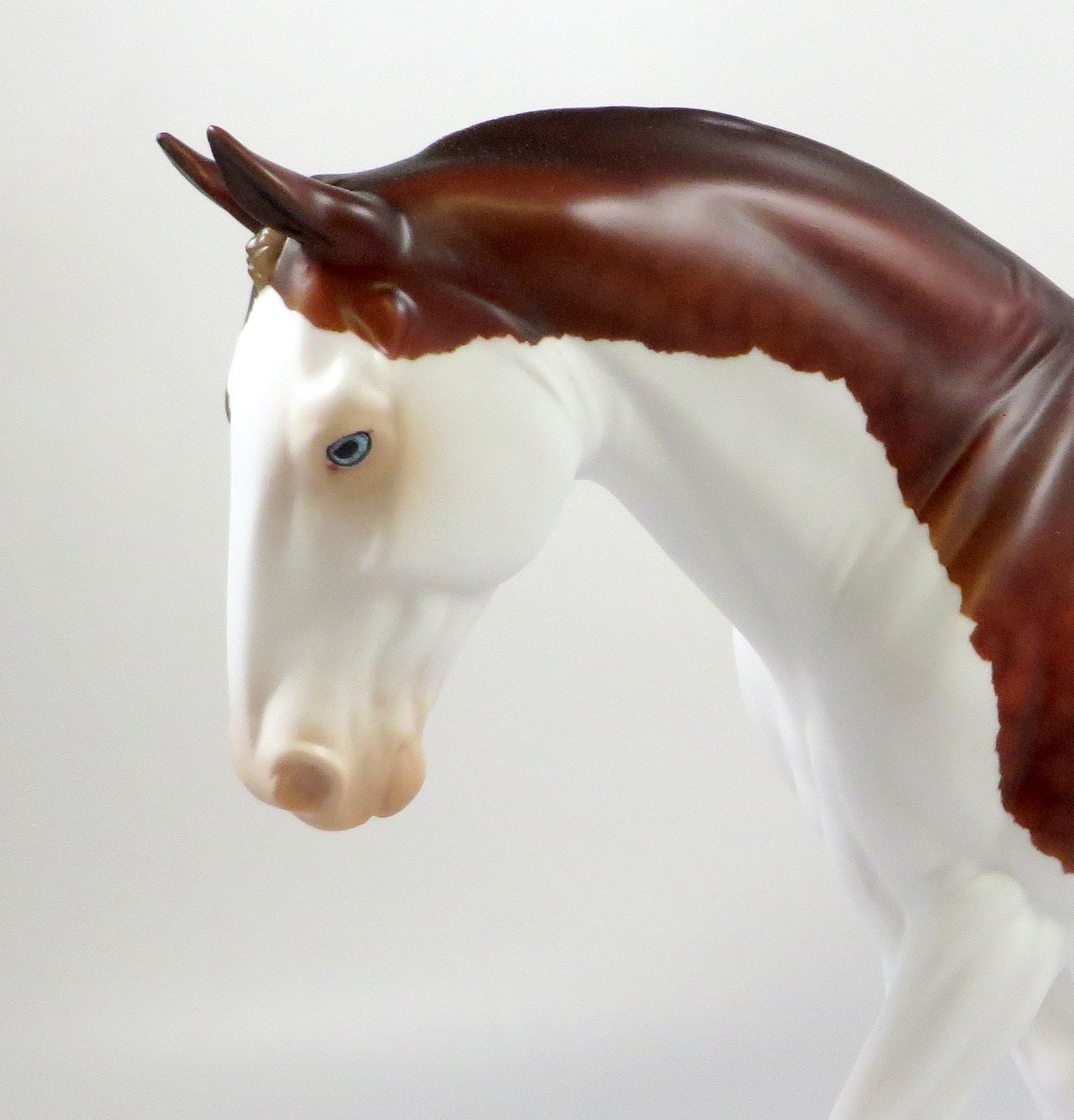 LIGHT THE WAY-OOAK DAPPLE CHESTNUT SPLASH IRISH DRAFT MODEL HORSE 8/5/19