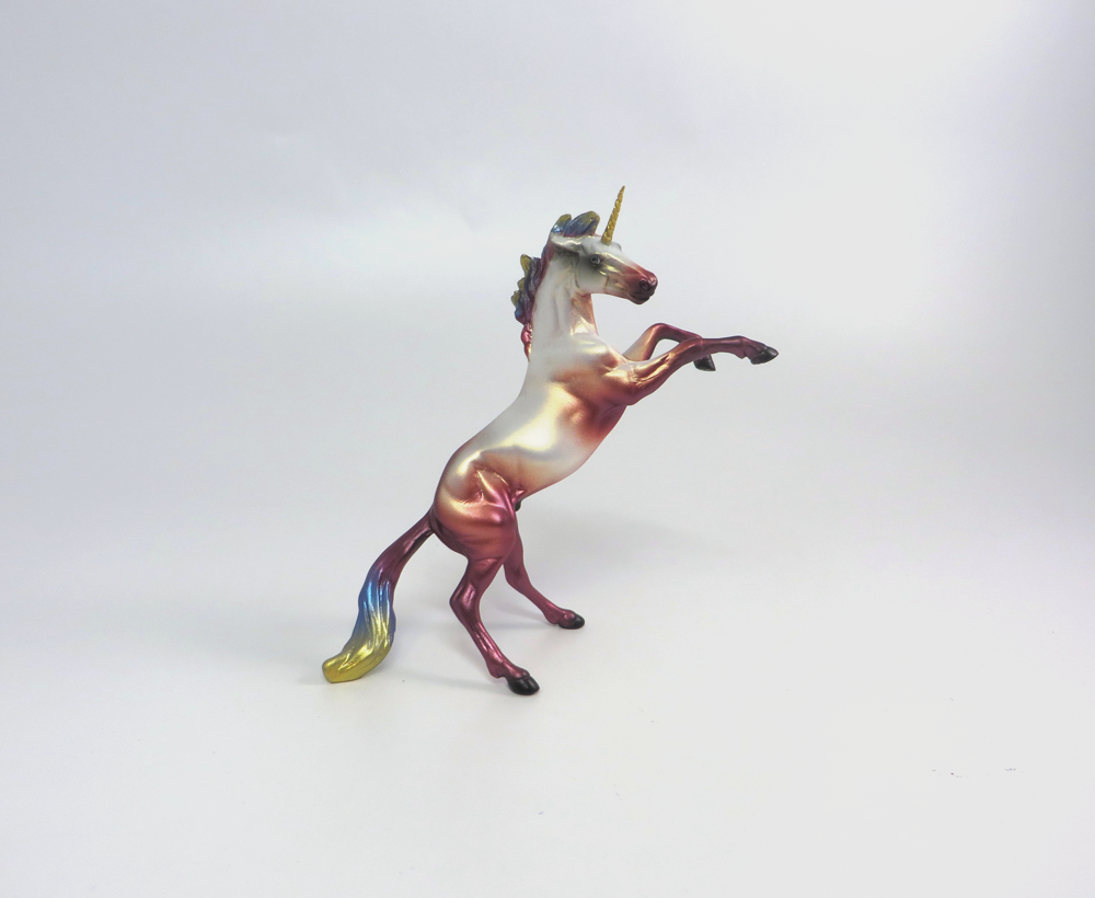 TWINKLE-- LE-15 RAINBOW UNICORN REARING CHIP BY MISSY FOX 4-9