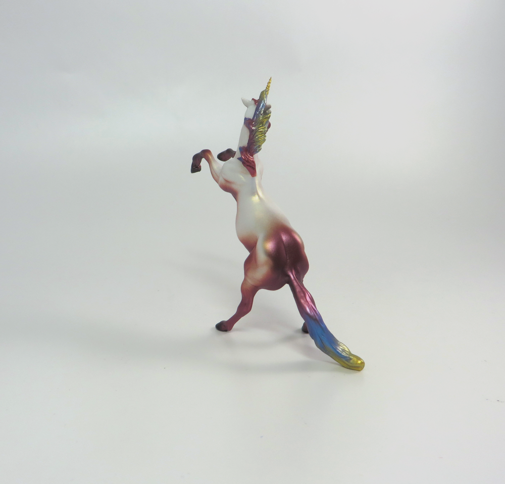 TWINKLE-- LE-15 RAINBOW UNICORN REARING CHIP BY MISSY FOX 4-9