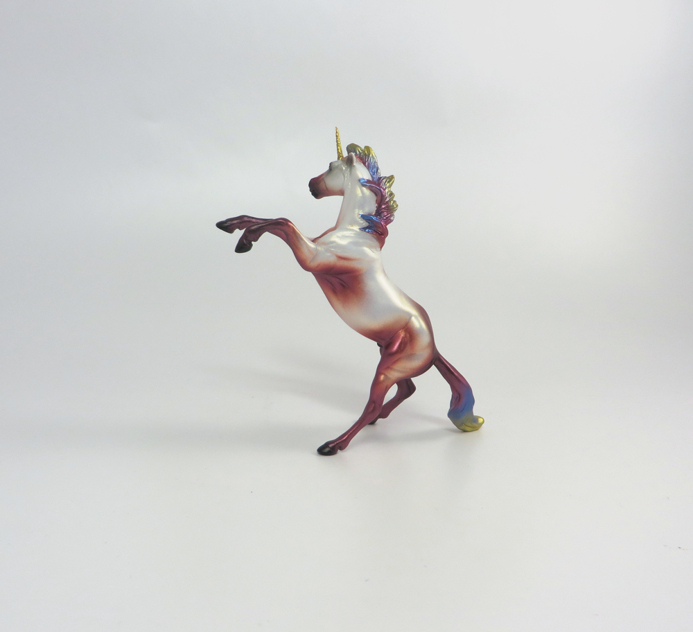 TWINKLE-- LE-15 RAINBOW UNICORN REARING CHIP BY MISSY FOX 4-9