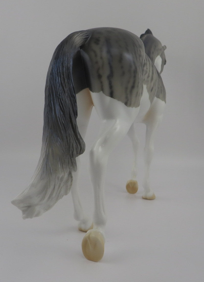 SQUALUS-OOAK TIGER SHARK THOROUGHBRED BY AUDREY DIXON SHARK WEEK 8/7/20