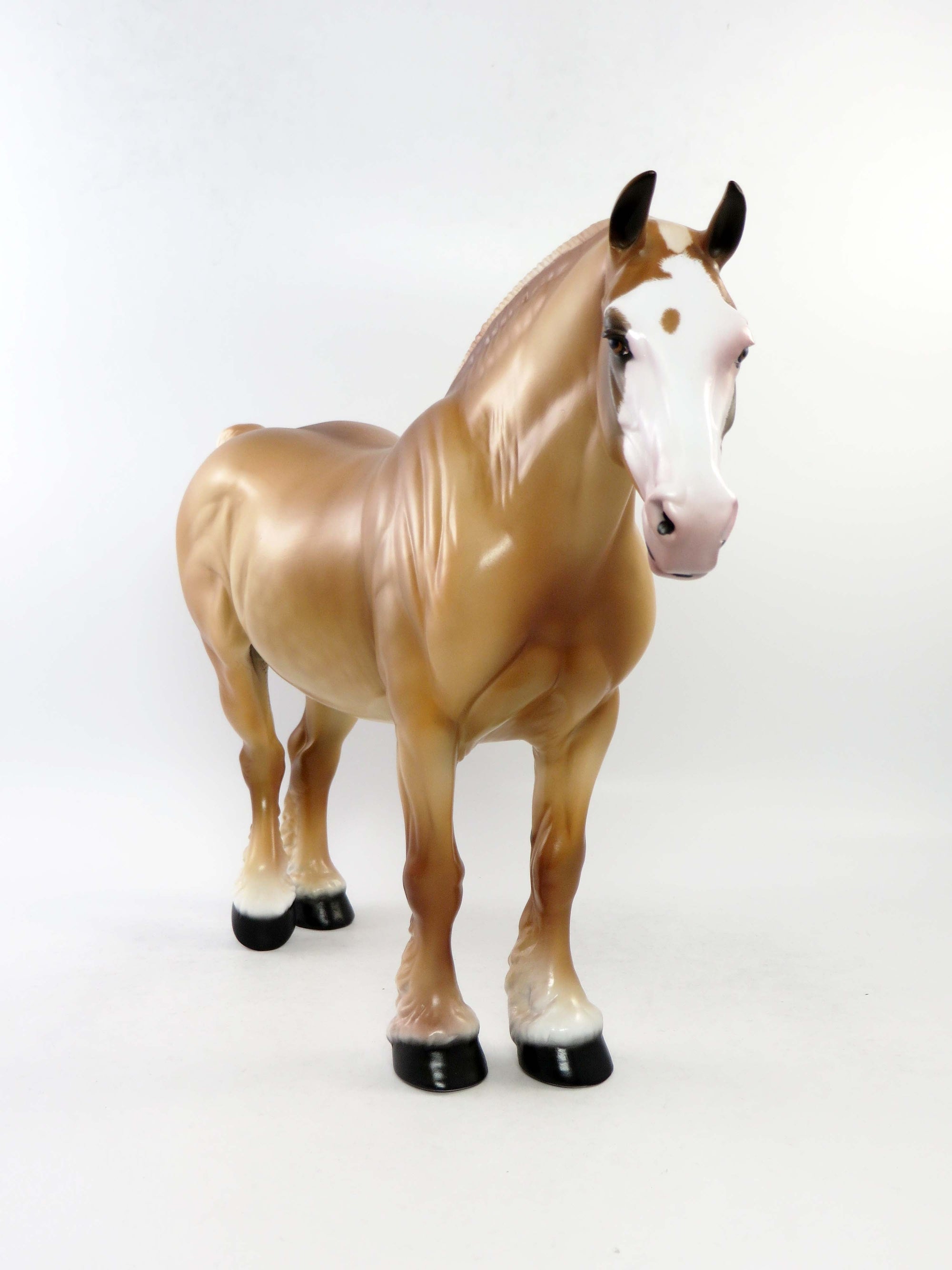AUDREY - OOAK DAPPLE PALOMINO HEAVY DRAFT BUNNY MODEL HORSE EQ 2018