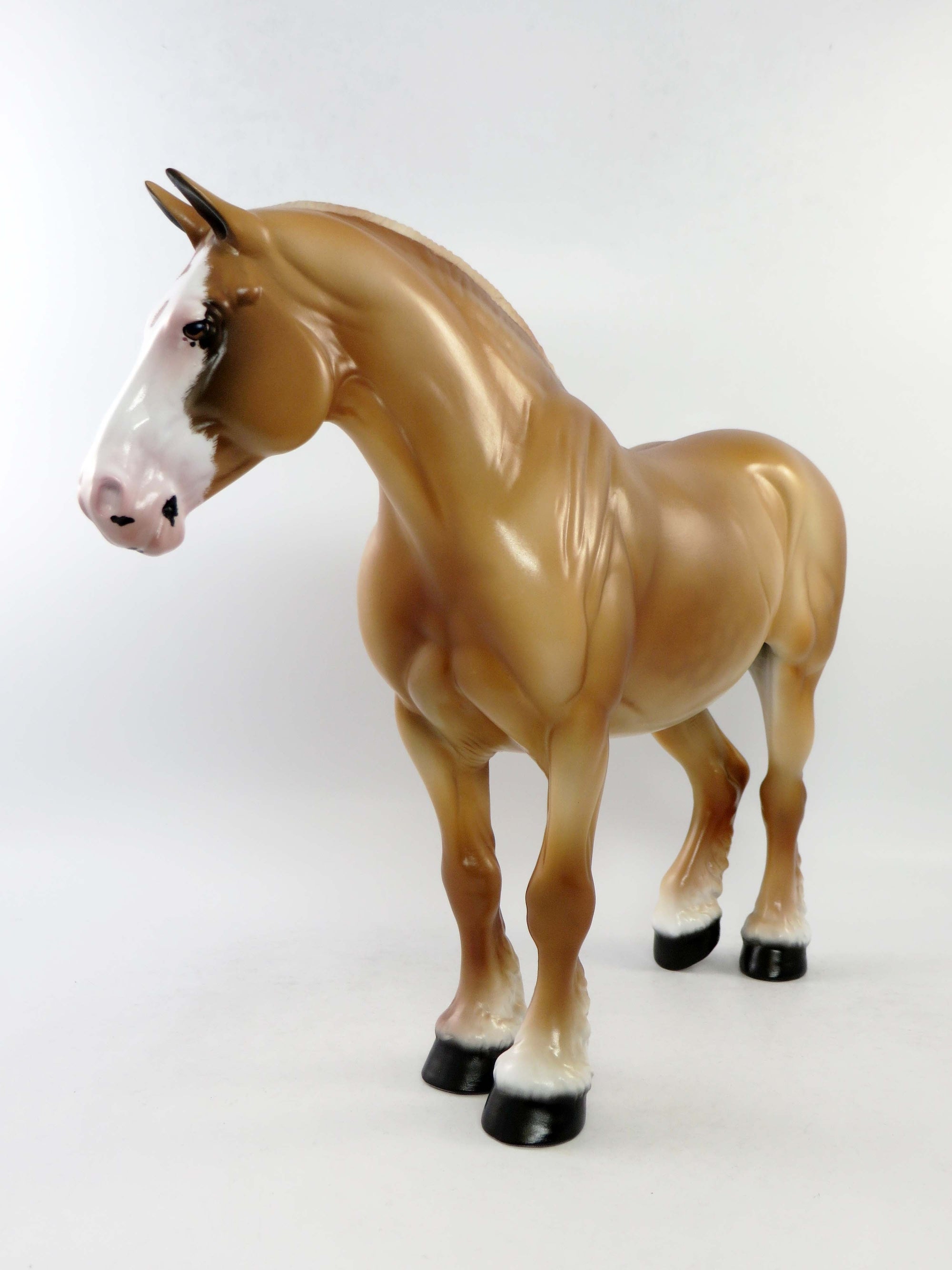 AUDREY - OOAK DAPPLE PALOMINO HEAVY DRAFT BUNNY MODEL HORSE EQ 2018