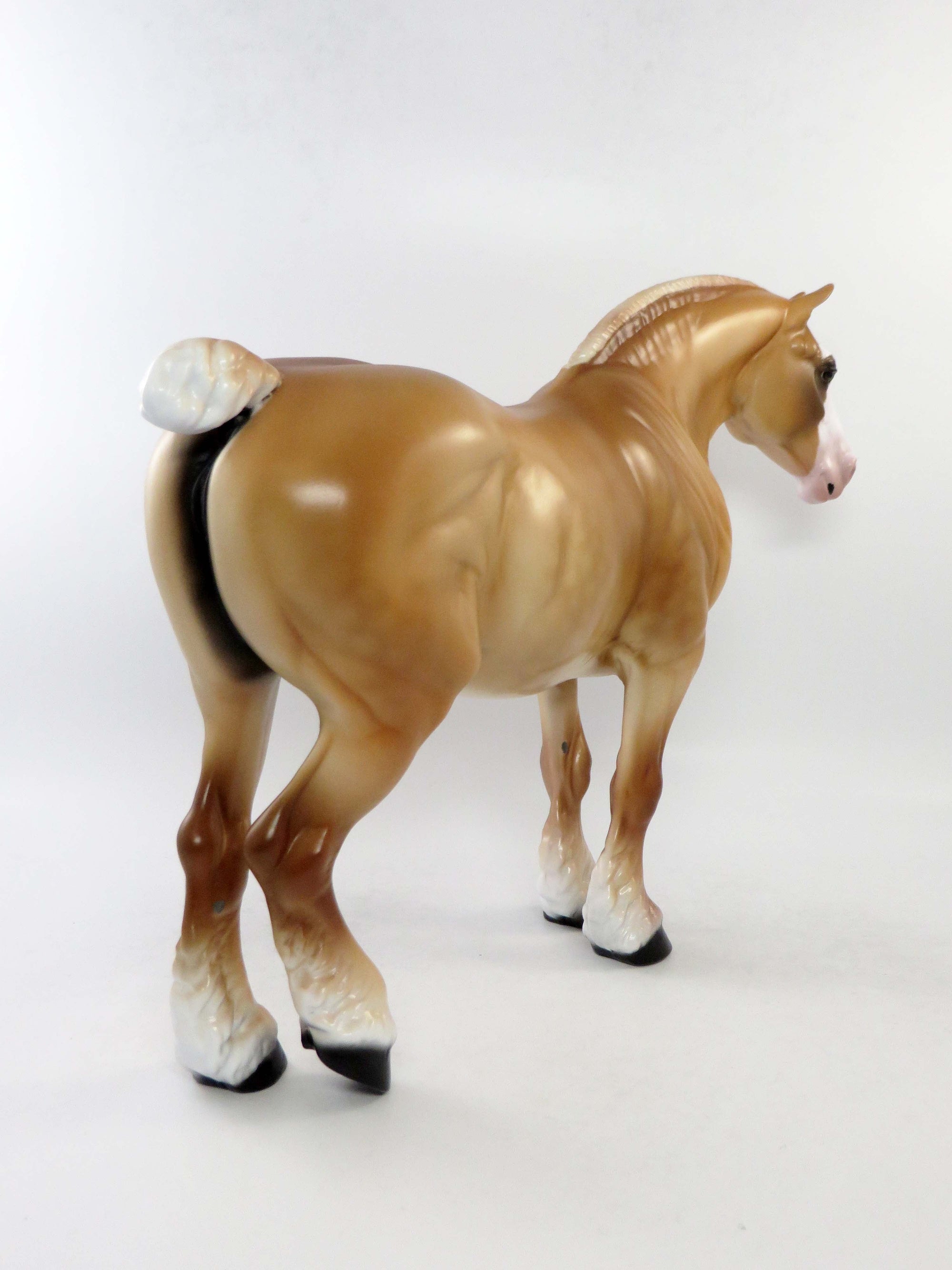 AUDREY - OOAK DAPPLE PALOMINO HEAVY DRAFT BUNNY MODEL HORSE EQ 2018