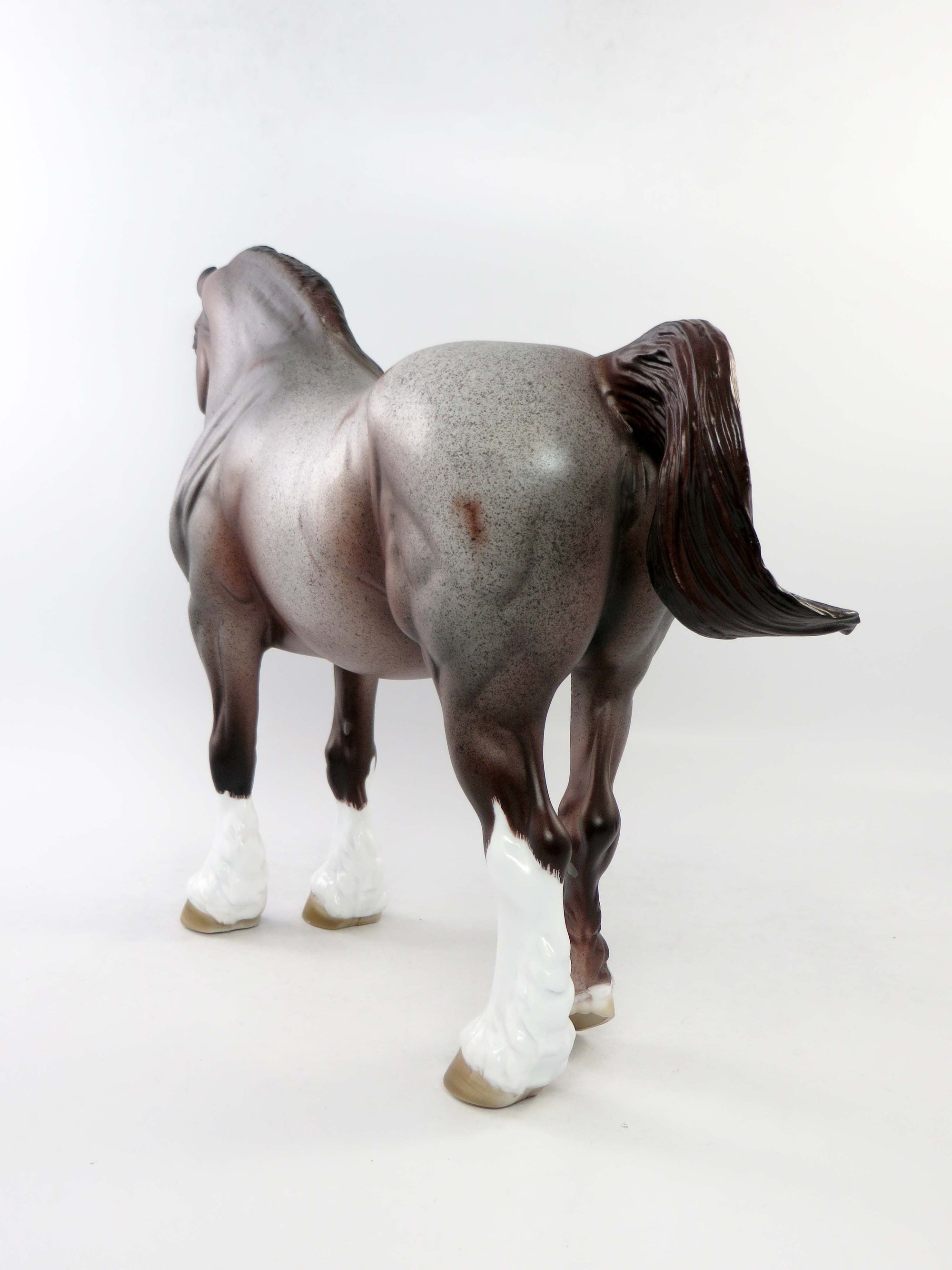 ROSEMARY&#39;S BABY - OOAK RED ROAN HEAVY DRAFT BUNNY MODEL HORSE BY DAWN QUICK EQ 2018