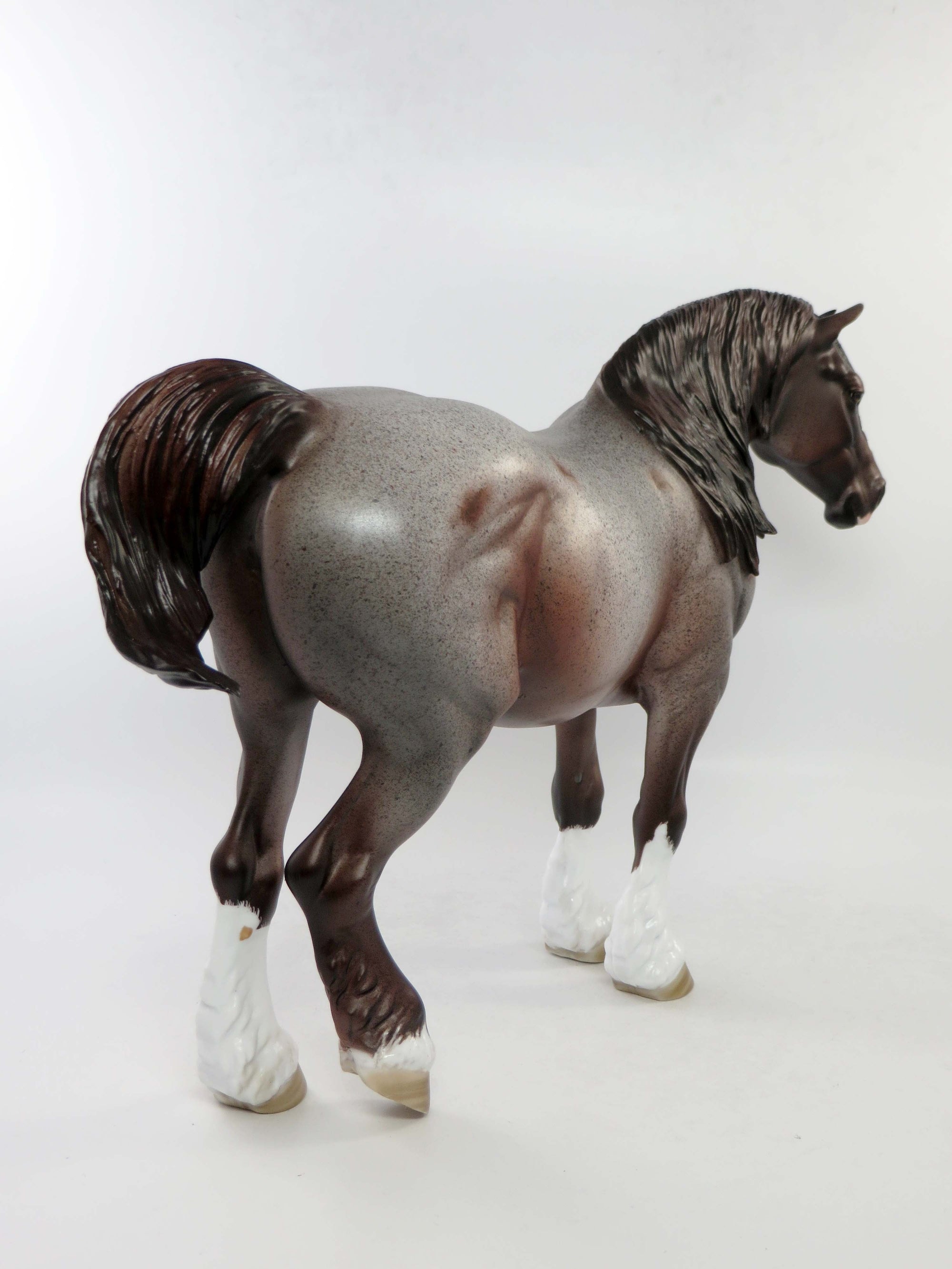 ROSEMARY&#39;S BABY - OOAK RED ROAN HEAVY DRAFT BUNNY MODEL HORSE BY DAWN QUICK EQ 2018