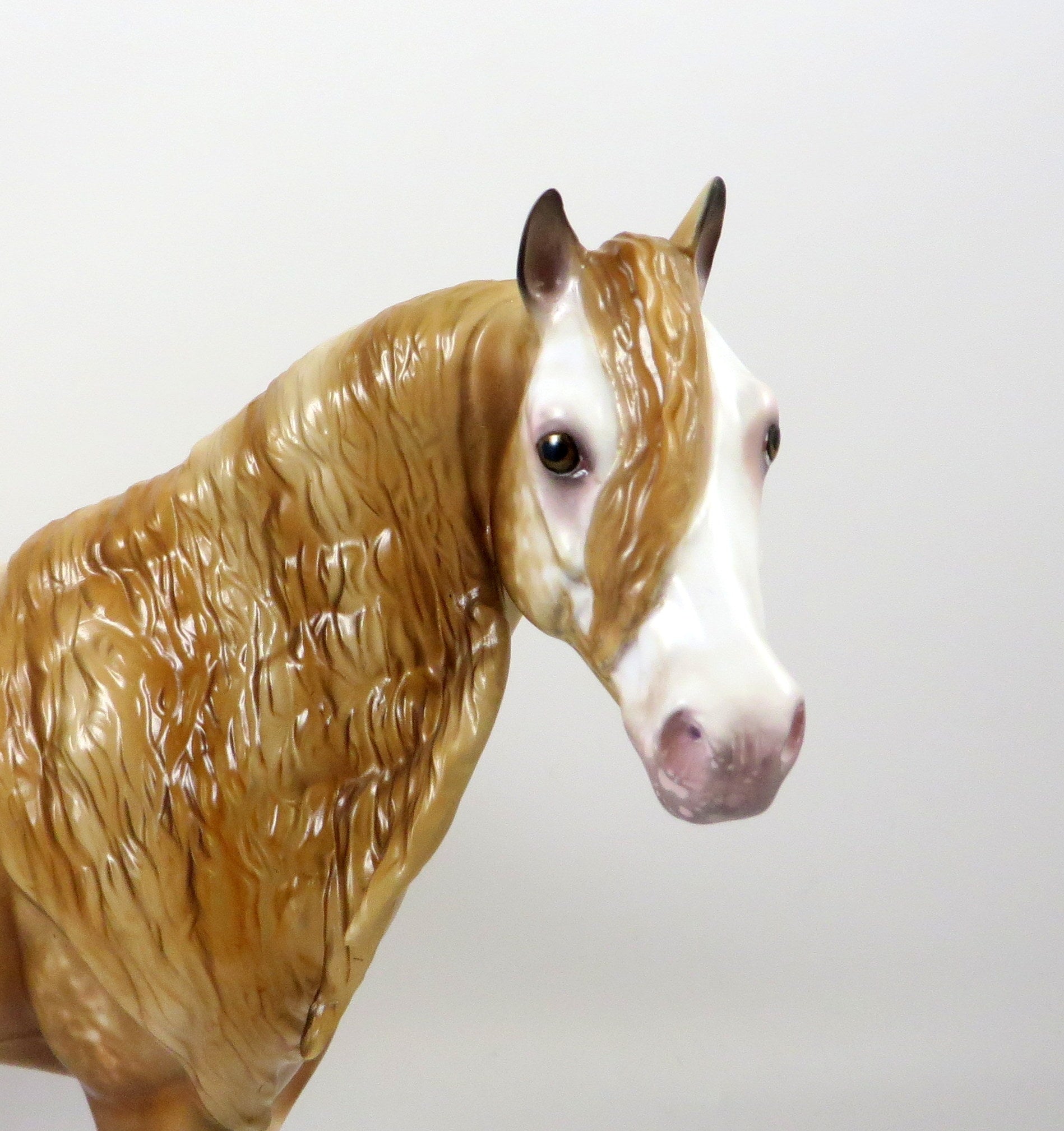 NATIQUA-OOAK CHESTNUT ROAN ISH MODEL HORSE 8/6/19