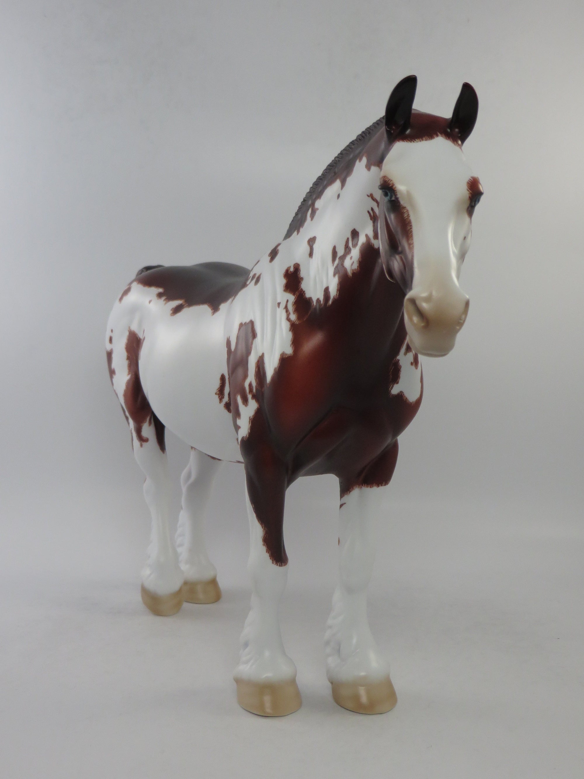 LAURIE JO - OOAK CHESTNUT OVERO HEAVY DRAFT BUNNY MODEL HORSE BY DAWN QUICK EQ 2018