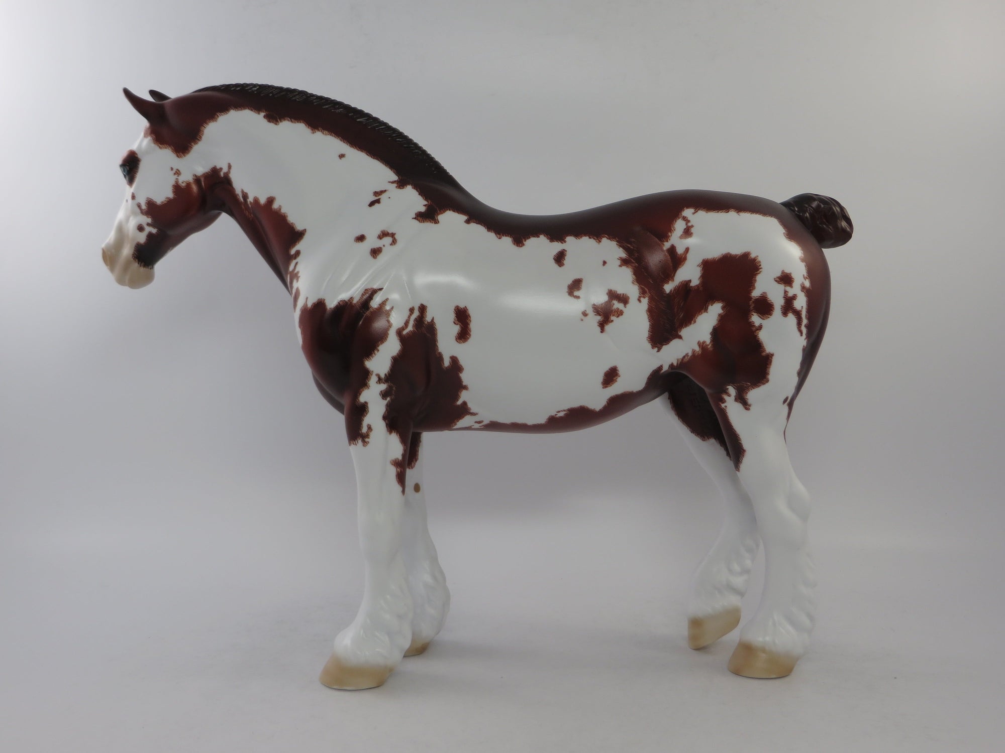 LAURIE JO - OOAK CHESTNUT OVERO HEAVY DRAFT BUNNY MODEL HORSE BY DAWN QUICK EQ 2018